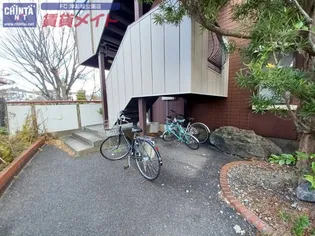 エリール小田【3階】の地図