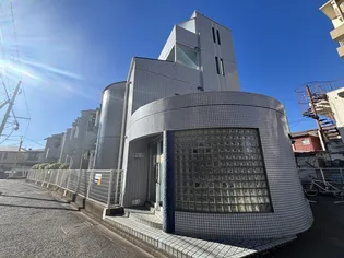 ヌイリュ-フ【2階】の外観