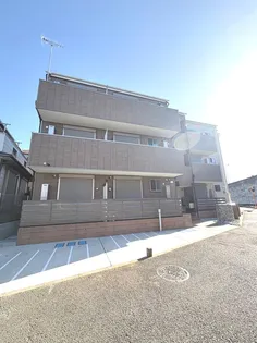 f-cube V【2階】の外観