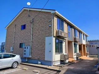 ヌーベル【1階】の外観