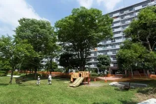 UR東坂戸【7階】の外観