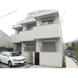 メゾン シェリールの画像