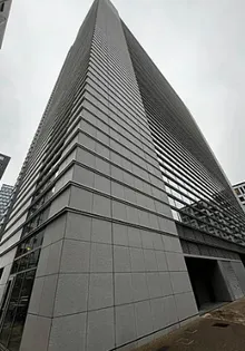 東京都千代田区神田錦町3【マンション】の外観
