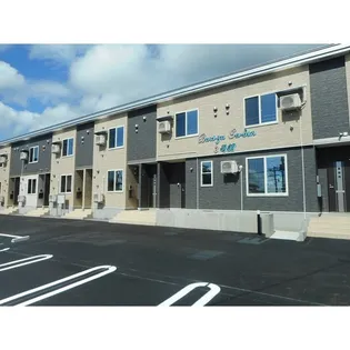 ブリーズガーデン3号館【2階】の外観