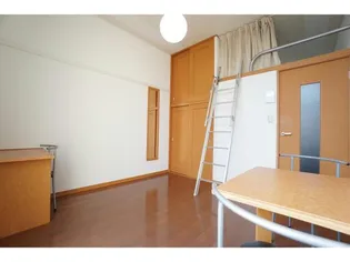 パレット☆さんじの【1階】の居間