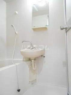 ヴェルドミール清和【3階】の内装