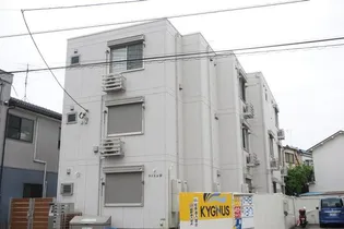 ファミユD【2階】の外観