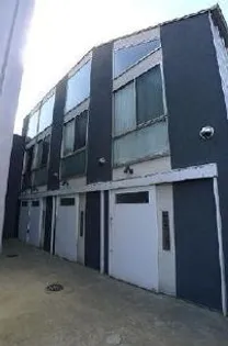 バイカーズアパートメント【1階】の外観