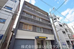 シュウケンビルの画像