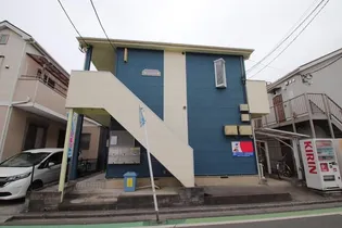 カレッジハウス10【2階】の外観