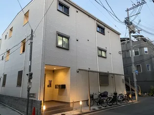 セレニティ桜之町東A棟【1階】の外観