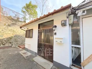 兵庫県川西市花屋敷山手町【一戸建】の外観