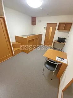 プレミール【2階】の居間