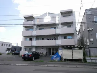 オーシ・ドマン【1階】の外観