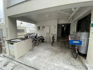 城間アパート【3階】の地図