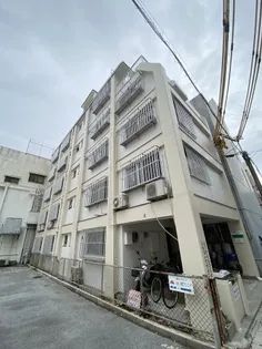 城間アパート【3階】の外観