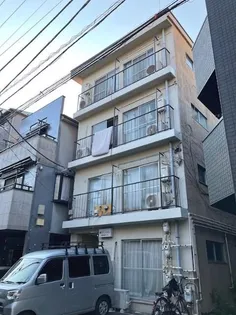 渡辺マンション【4階】の外観