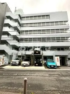 台ビル【2階】の外観
