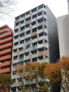 ZOOM都庁前【4階】の外観