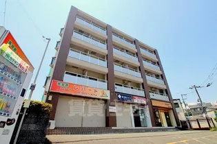 大阪府吹田市上山手町【マンション】の外観