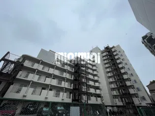 服部マンションの画像