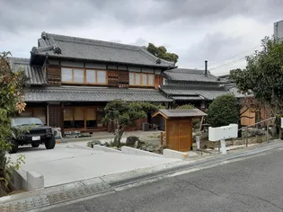 大阪府高槻市前島1【一戸建】の外観