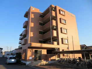 Y.M Hayashi【5階】の外観