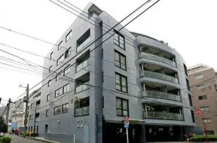 東京都港区南麻布1【マンション】の外観