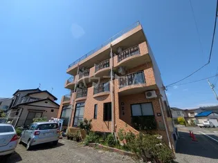 高山マンション【3階】の外観