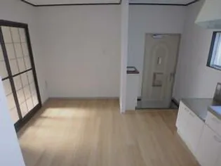 グリーンハウス谷津【1階】の居間