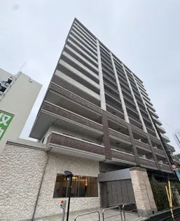 東京都新宿区西新宿8【マンション】の外観