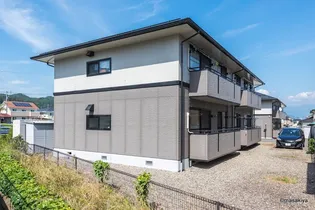 ジョリー若槻の画像