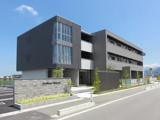 山形県山形市樋越【マンション】の外観