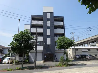 内外ビル【3階】の外観