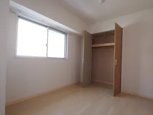 山中ハイツIII【4階】の地図