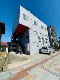 山形県山形市東原町1【アパート】の外観