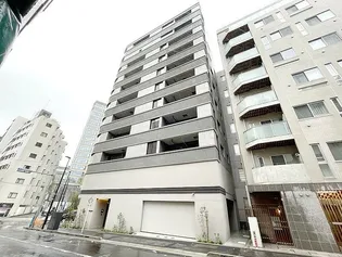 東京都千代田区三番町【マンション】の外観