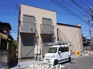 クイーンコンシェル【1階】の外観