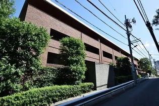 麻布第一マンションズ【2階】の外観