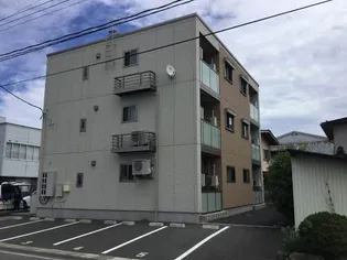 シャーメゾン安栄の画像