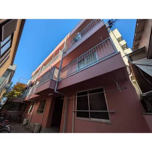 ストローハイツ【1階】の外観