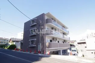 しゃとれ向山【1階】の外観