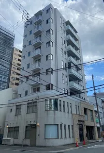 アースブルージュの画像