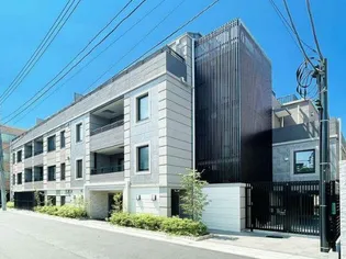 東京都新宿区市谷砂土原町1【マンション】の外観