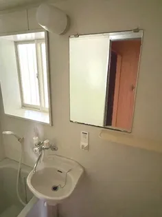 清風ハイツB【2階】の内装