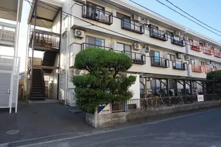 ホワイトメゾン学南2号棟【1階】の外観