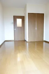 トーヨーハイム【1階】の居間