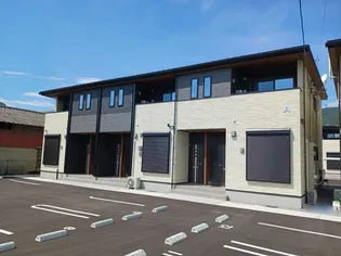 香川県高松市国分寺町国分【アパート】の外観