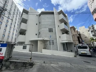 沖縄県那覇市松尾1【マンション】の外観