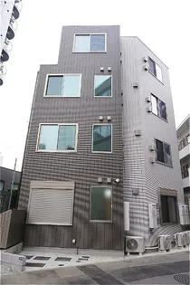 ルミエール西新宿【1階】の外観